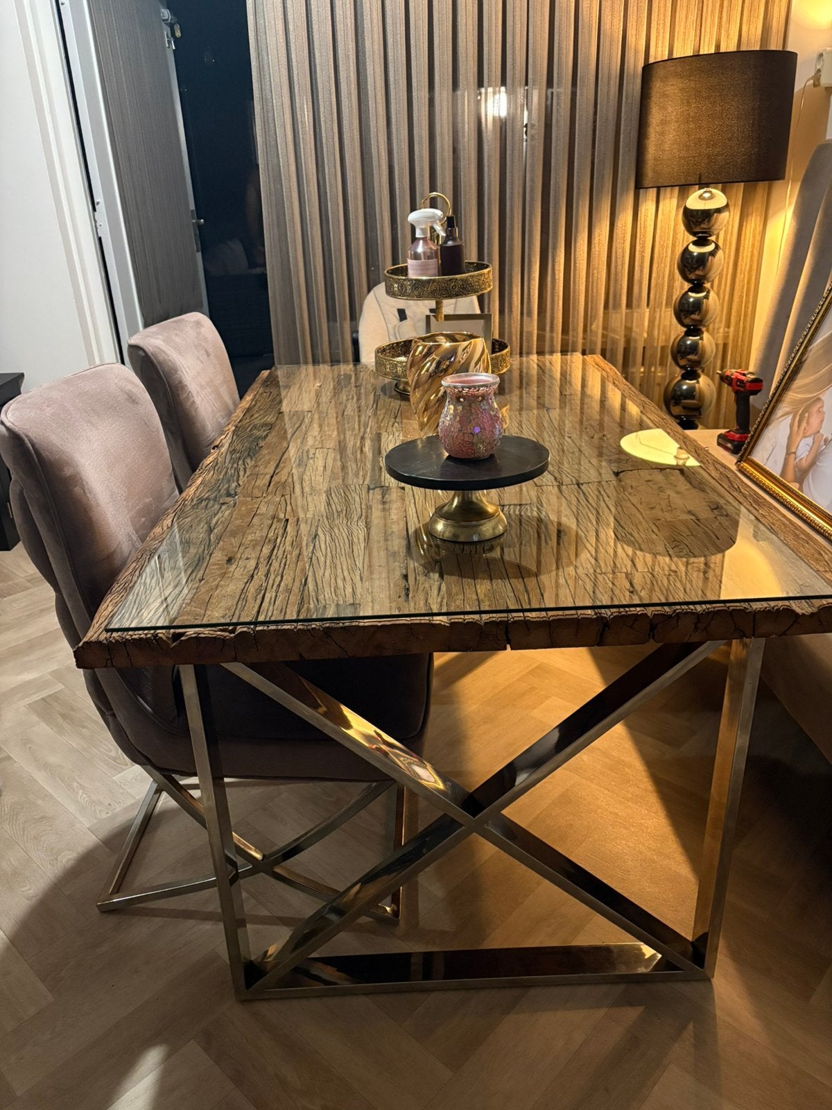 Eettafel rixos, sleeperwood & 4 eetkamerstoelen. Eric kuster, Huis en Inrichting, Ophalen, Zo goed als nieuw, 4 tot 6 stoelen