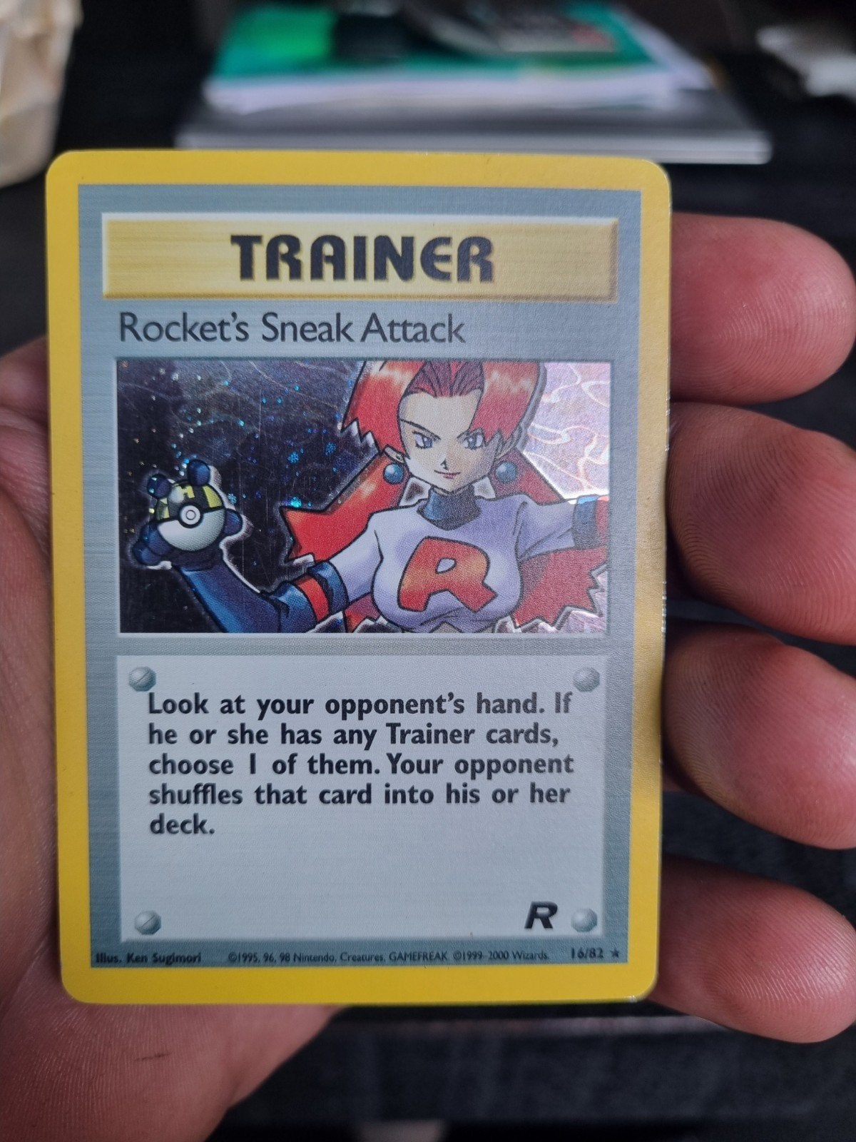 Rocket's sneak attack 16/82 team rocket , holo rare * € 30, Ophalen of Verzenden, Gebruikt, Losse kaart, Foil
