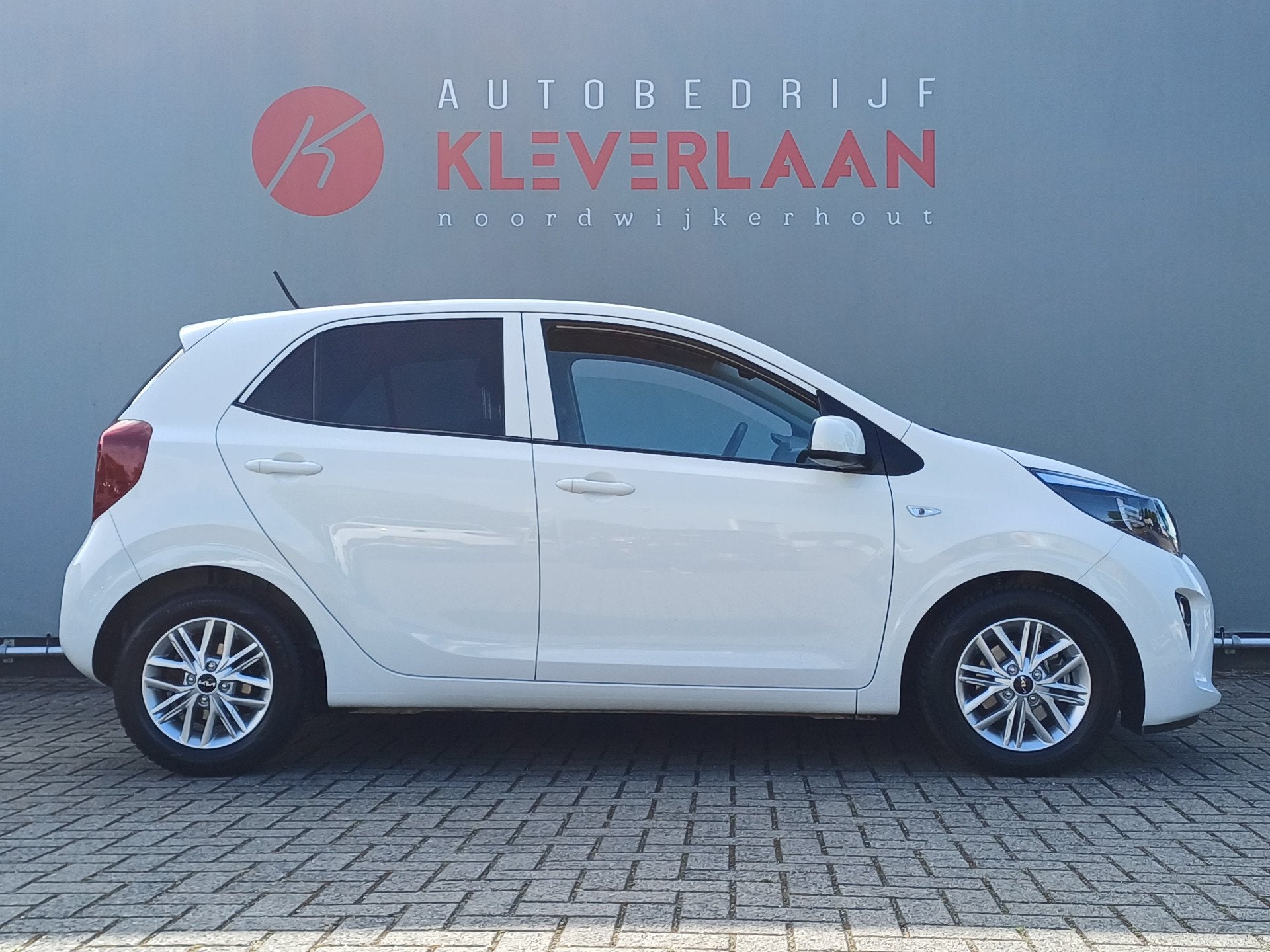 Kia Picanto 1.0 DPi ComfortLinePlus | STOEL + STUURWIEL VERW, Gebruikt, 4 stoelen, Wit, Bedrijf
