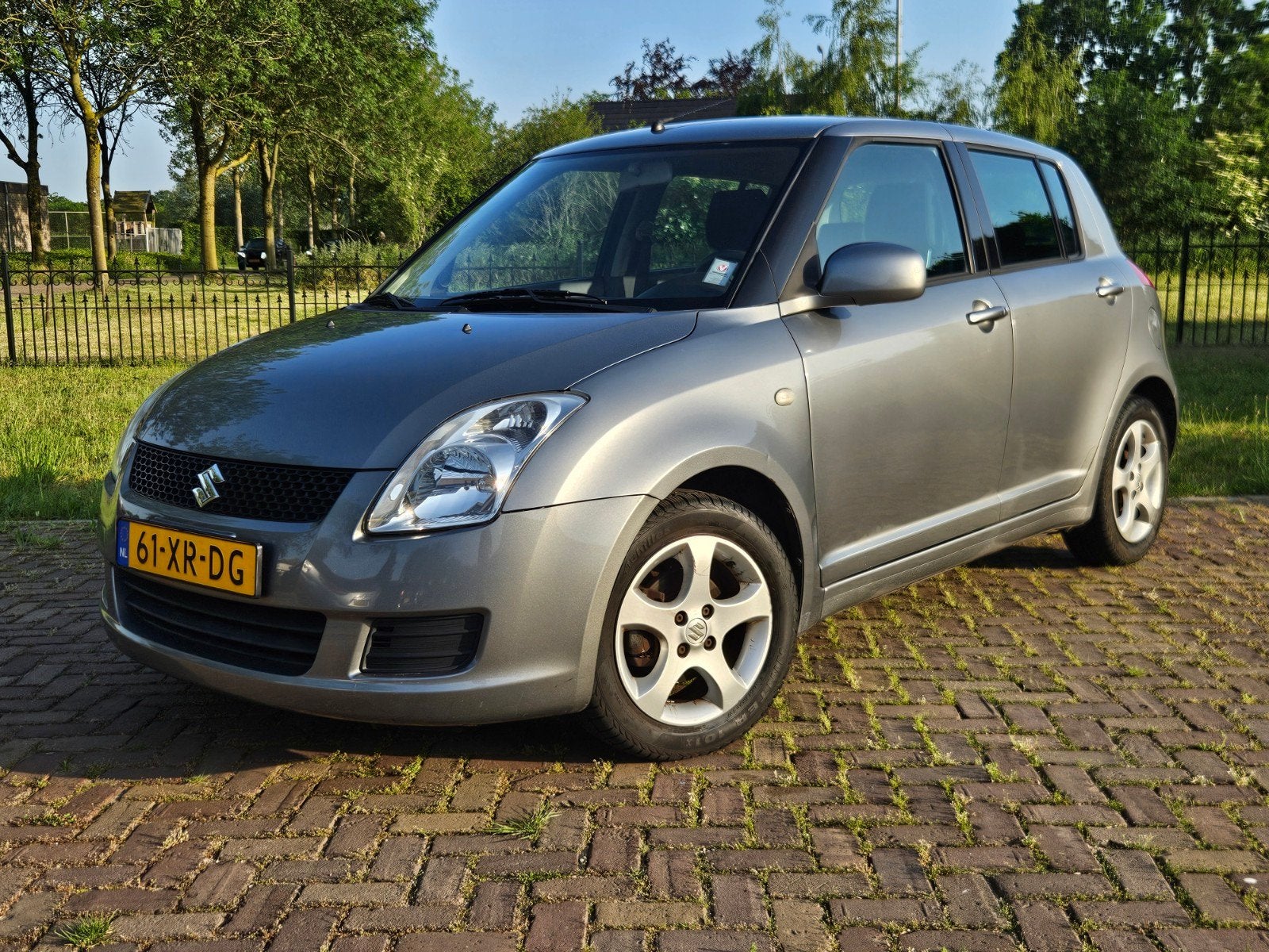 Suzuki Swift 1.3 5D 2007 Grijs, Auto's, Suzuki, Voorwielaandrijving, 40 €/maand, 965 kg, 400 kg