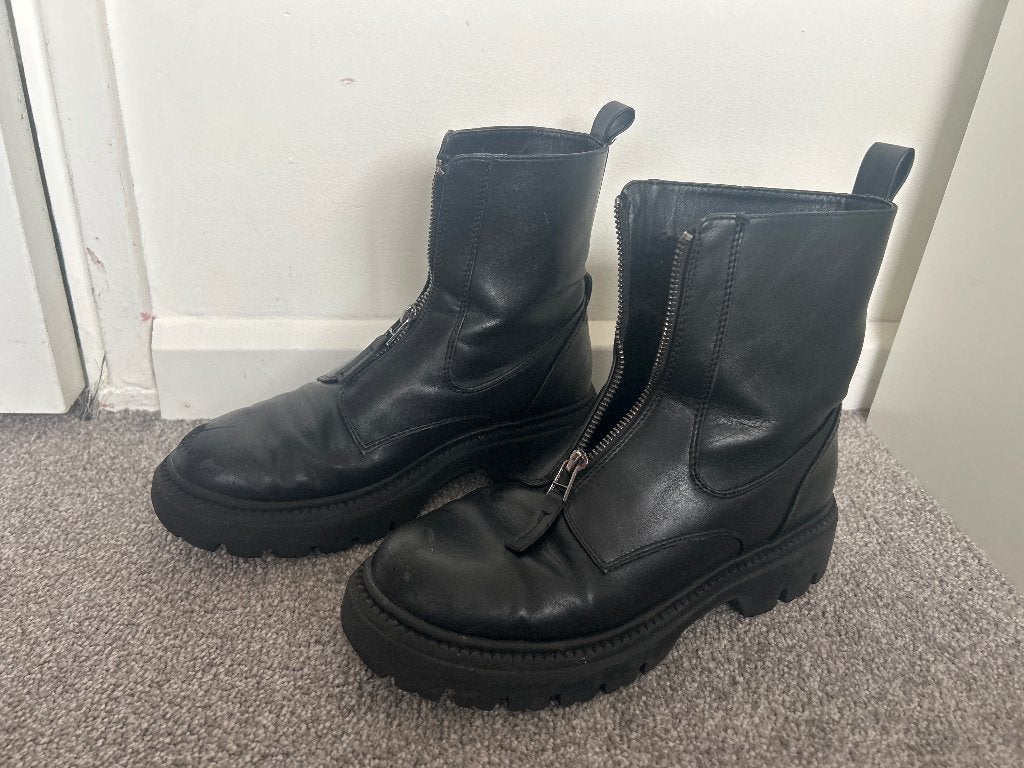 Schoenen, Kleding | Dames, Schoenen, Zwart, Ophalen of Verzenden, Van haren, Sneakers of Gympen