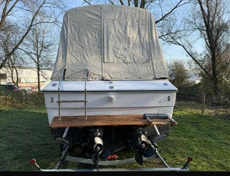 Sea Ray SRV 260/ 2 MerCruisers 330PK, Watersport en Boten, Speedboten, Ophalen, Gebruikt, Binnenboordmotor, 6 meter of meer