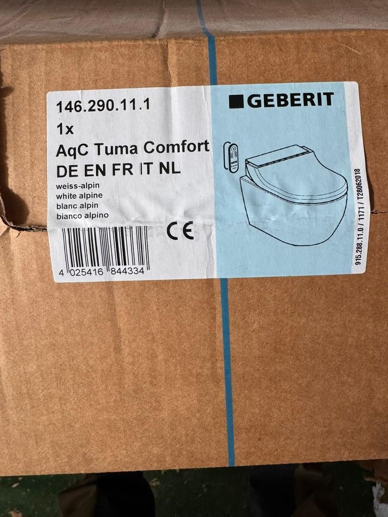 Geberit AquaClean Tuma Comfort. LET OP alleen zitting, Ophalen, Nieuw, Toilet