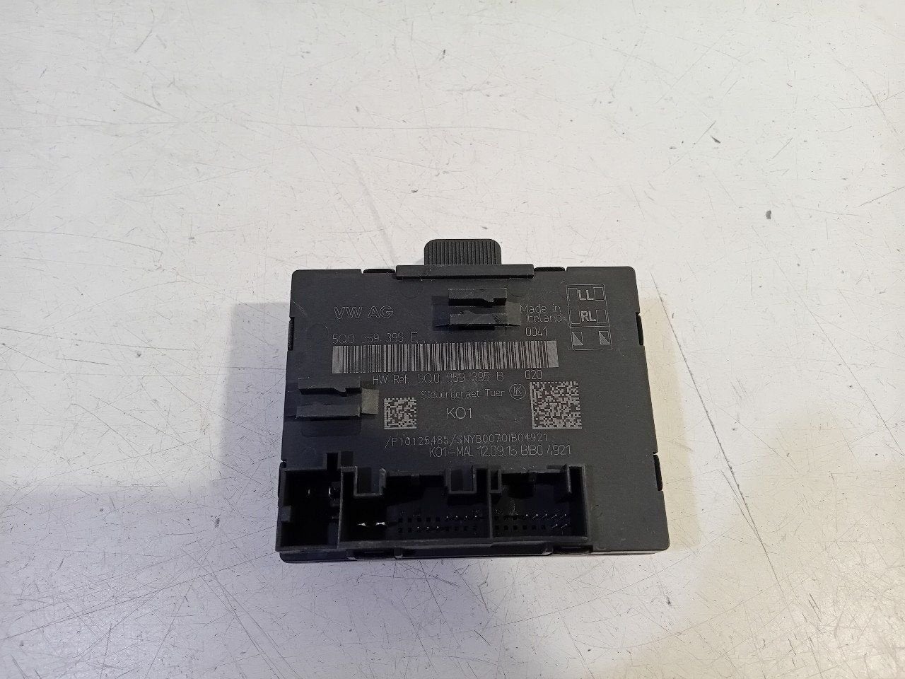 Computer centrale vergrendeling Volkswagen Passat, Auto-onderdelen, Onderdelen@venauto.nl, Van der Ven Autorecycling B.V., Gebruikt