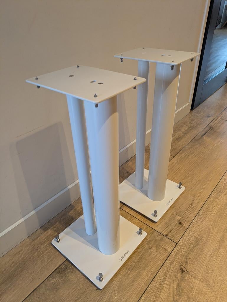 NorStone Stylum 2 Luidsprekerstands (set van 2) - Wit, Ophalen, Zo goed als nieuw, Overige typen, Overige merken