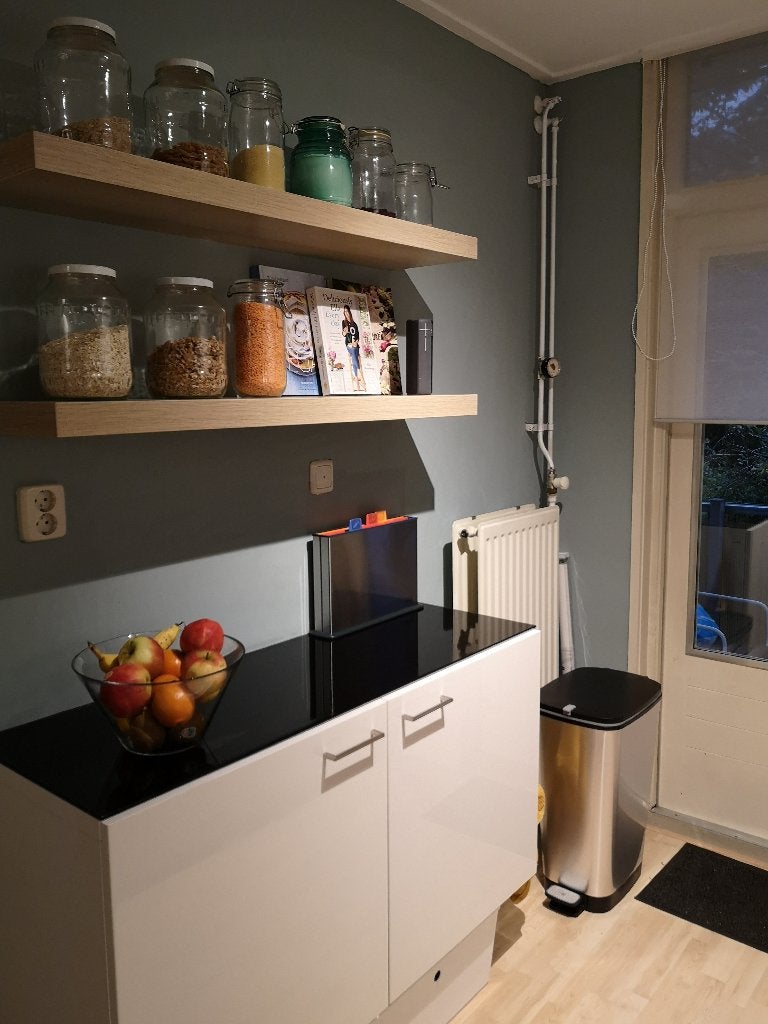 IKEA Besta wandkast, Huis en Inrichting, Ophalen of Verzenden, Glas, Minder dan 150 cm, Minder dan 100 cm