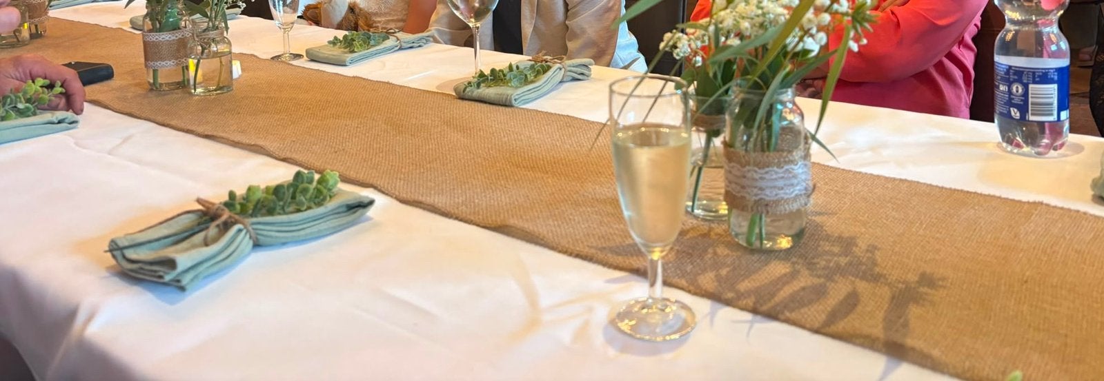 Tafelkleden stof wit 3 meter x 1,80  5 euro per stuk, Ophalen, Zo goed als nieuw, 300 cm, Afwasbaar