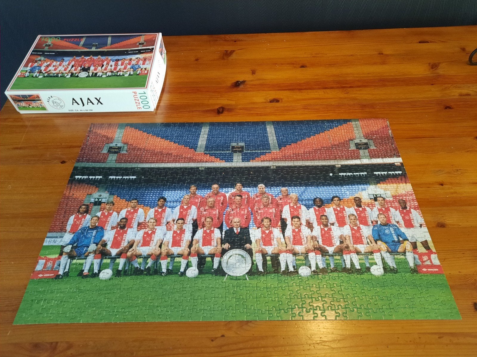 Ajax kampioensfoto puzzel 1995/1996 - 1000 stukjes COMPLEET, Ophalen of Verzenden, 500 t/m 1500 stukjes, Zo goed als nieuw, Legpuzzel