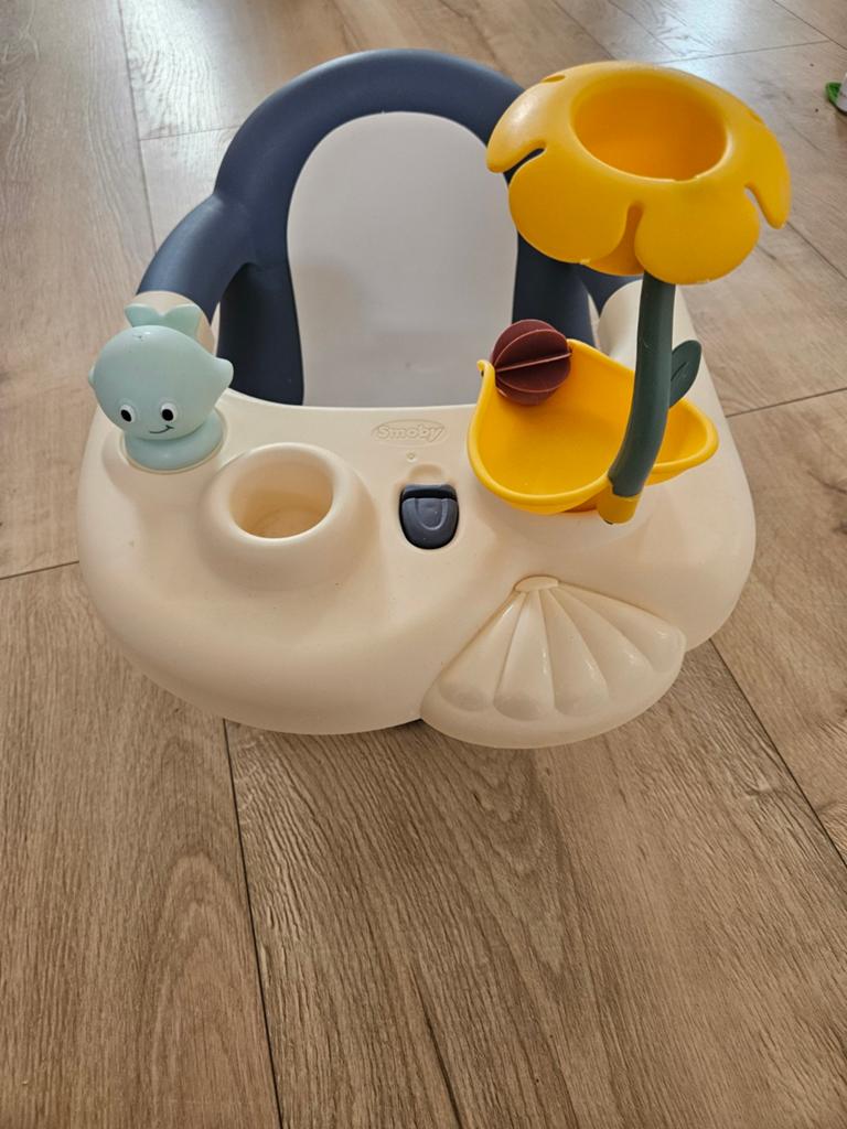 Smoby Badzitje met Speelgoed - Voor in bad, Overige merken, Ophalen of Verzenden, Zo goed als nieuw, Badzitje of Badring