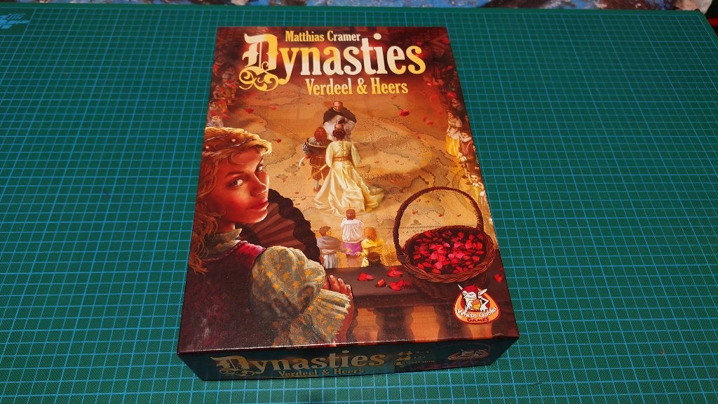 Dynasties: Verdeel & Heers bordspel, Drie of vier spelers, Ophalen of Verzenden, Zo goed als nieuw, Matthias Cramer