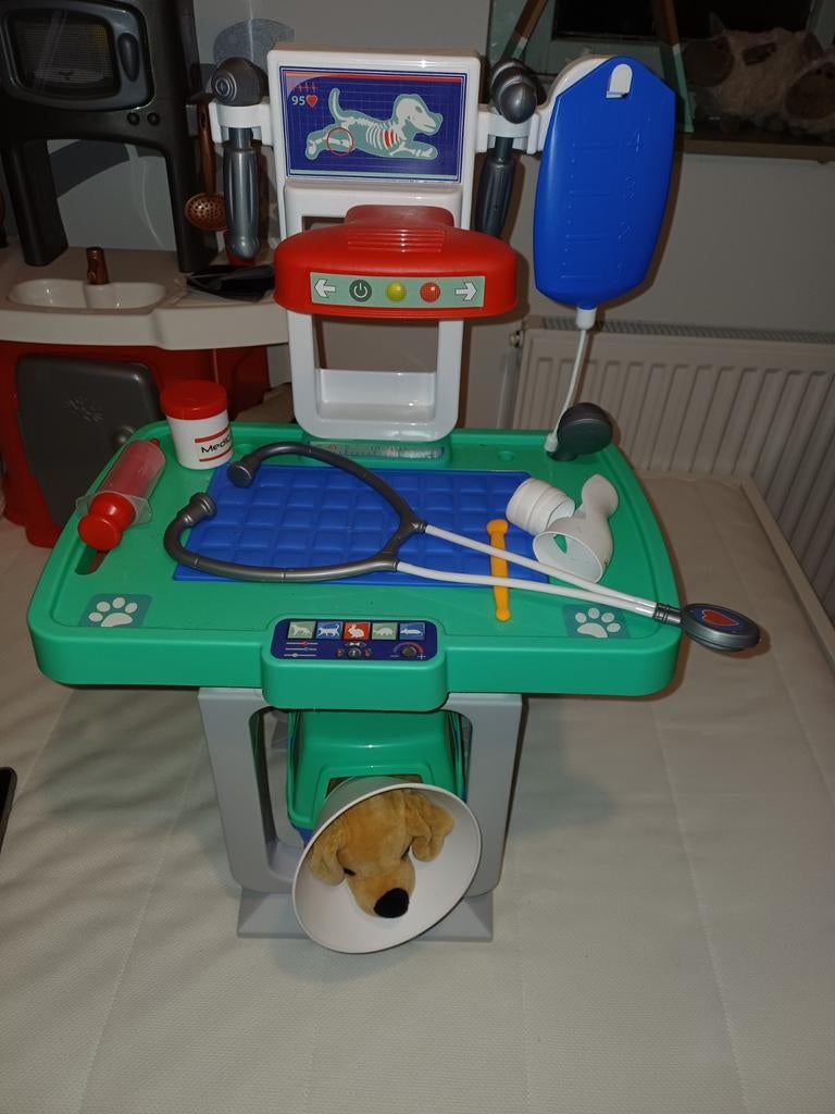 Dierenarts speelset, Ophalen of Verzenden, Zo goed als nieuw, Jongen of Meisje