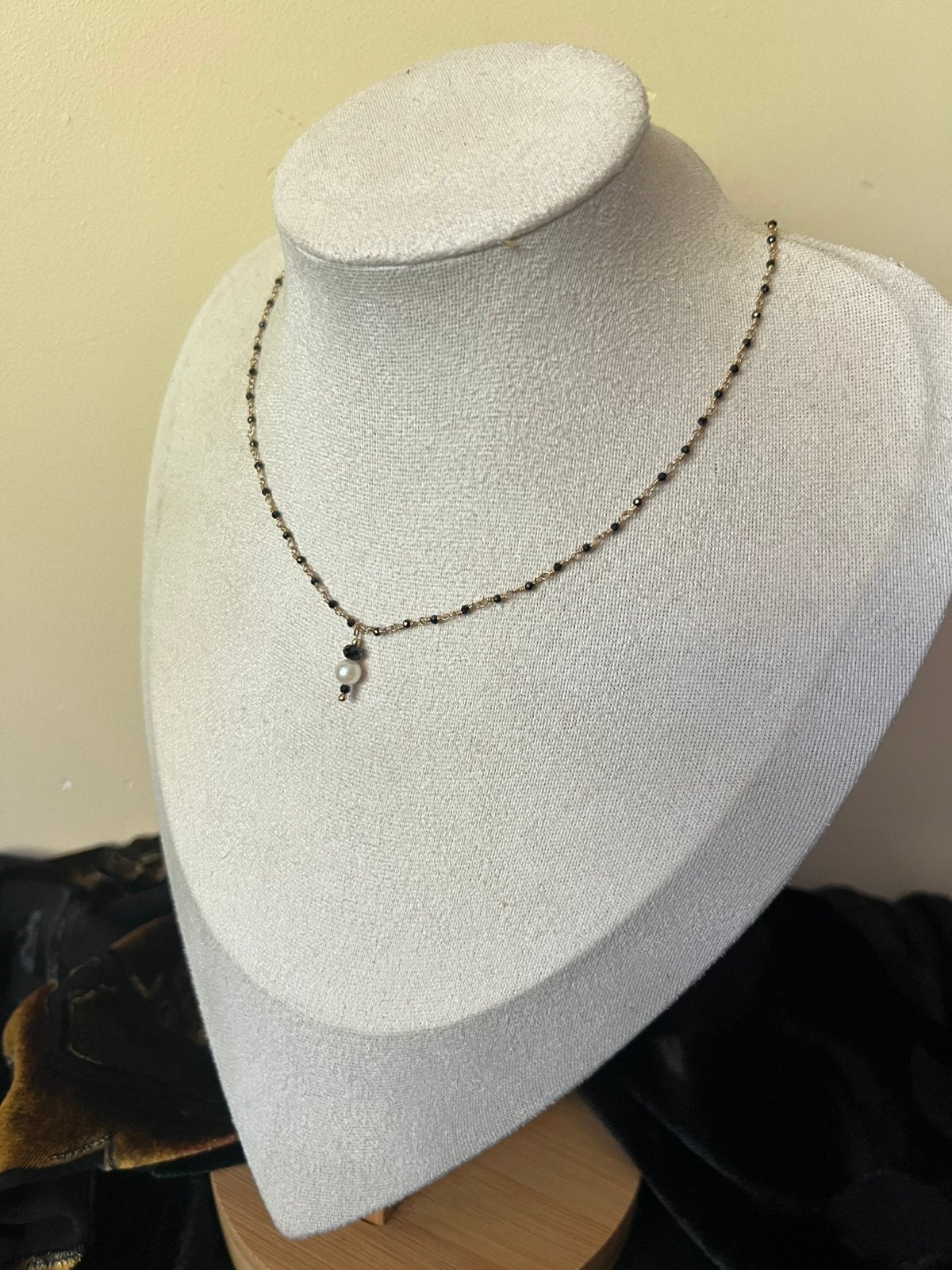AKOYA zoutwater parel hanger spinel beschermt geluk uniek, Magnolia11, Nieuw, Ophalen of Verzenden, Verstelbaar