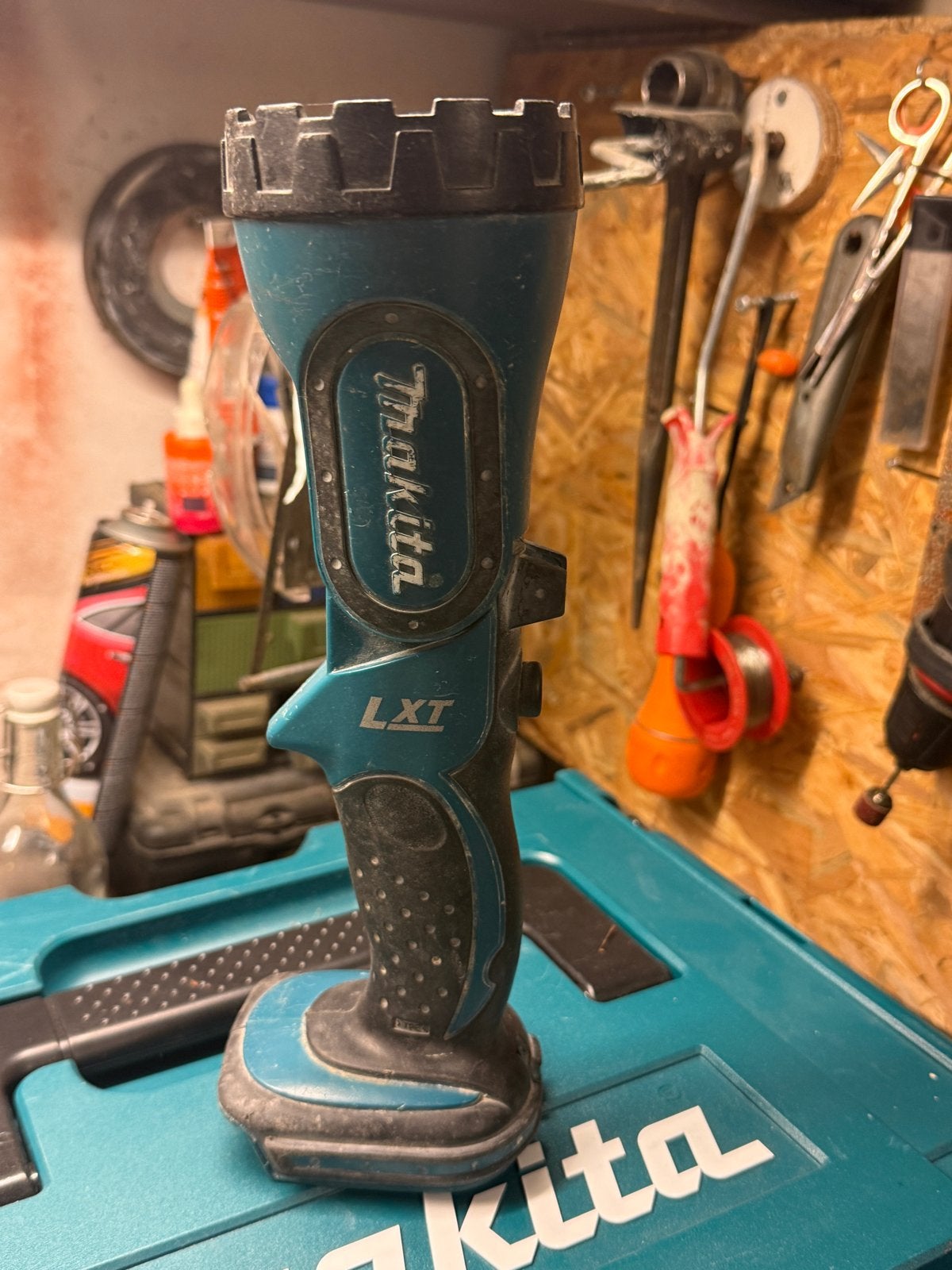 Makita DML815 18V LXT LED-zaklamp - Accu LED Verlichting, Ophalen of Verzenden, Gebruikt, Overige typen, Makita