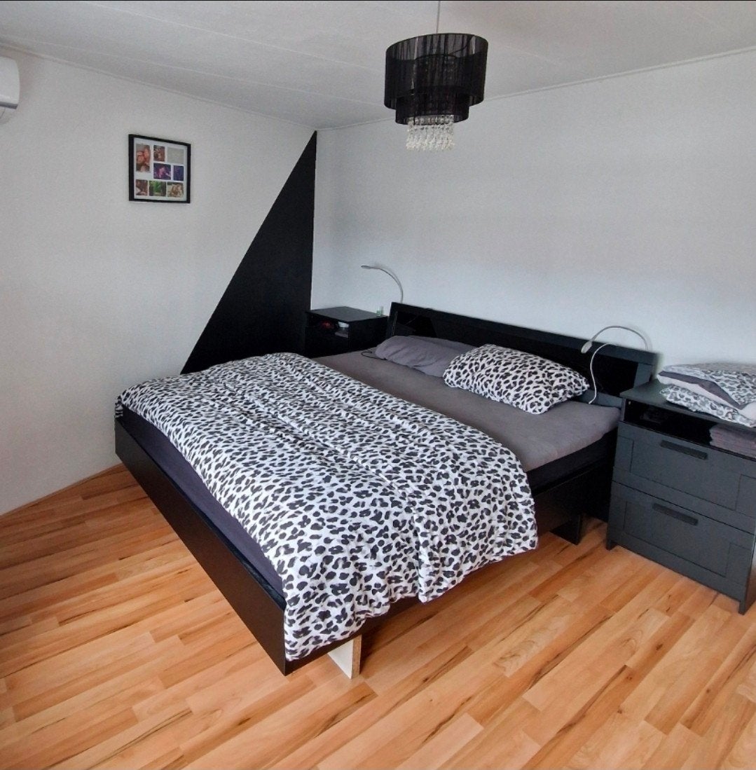 Zwart bed 160x200cm, Ophalen of Verzenden, Gebruikt, Tweepersoons