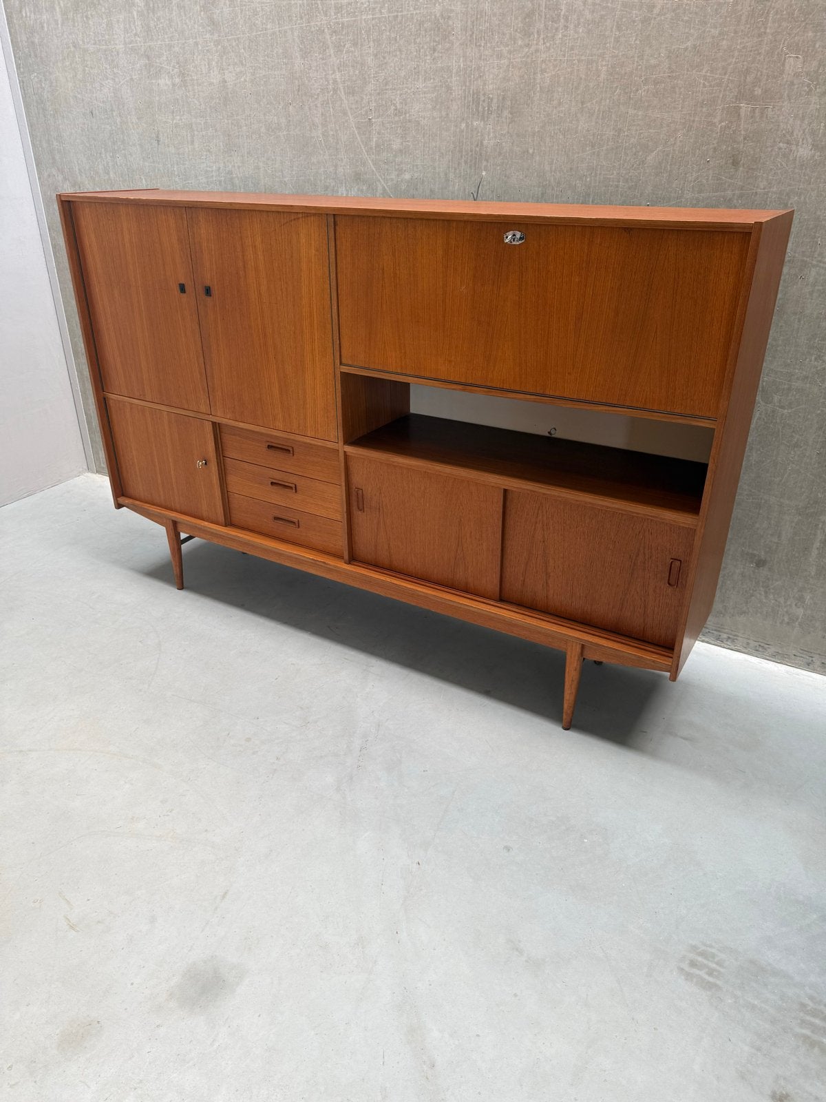 Vintage Dressoir / Highboard / Tvkast - Jaren ‘60, Ophalen