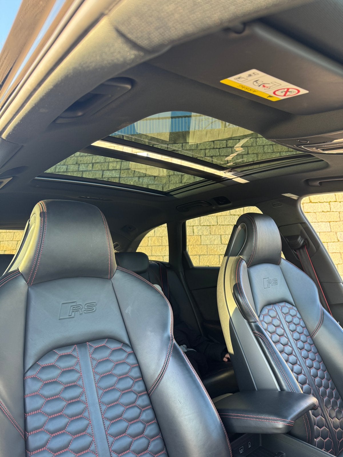 Foto 11 van Audi RS4 Avant 2.9 TFSI quattro Pano|HuD|RS Seat|B&O