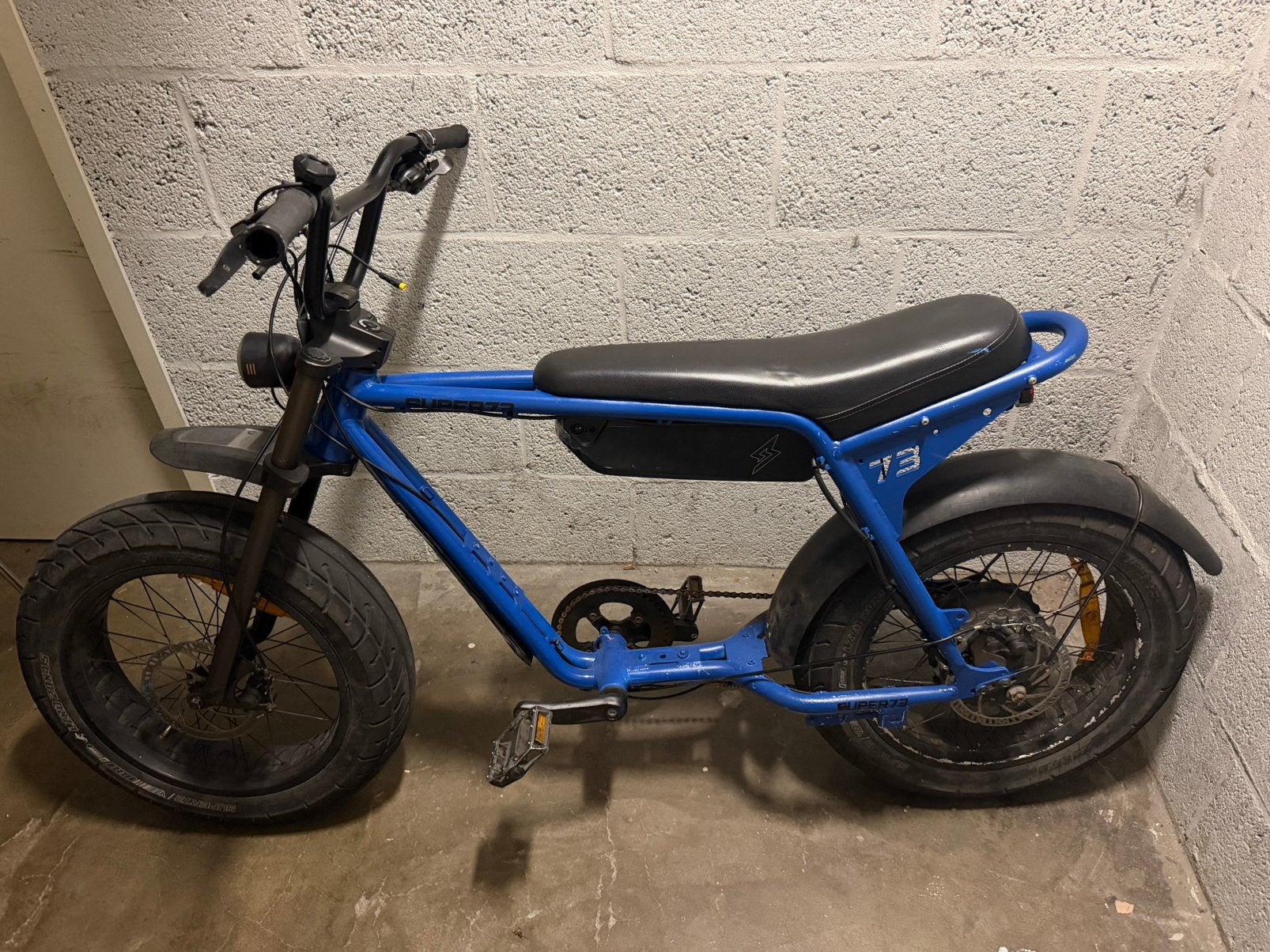Super 73 ZX - custom kleur, Fietsen en Brommers, Ophalen, Zo goed als nieuw, Overige merken