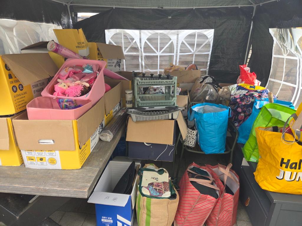 Grote partij rommelmarkt-/opkoopspullen – alles in één koop, Diversen, Rommelmarktspullen, Ophalen