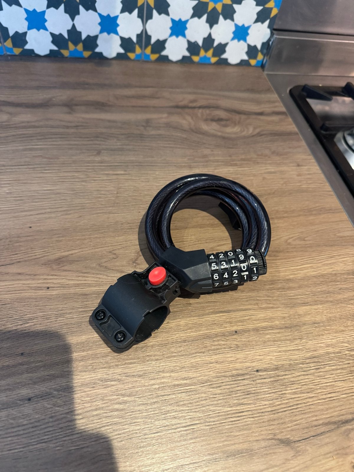Fietsslot met cijfercode en houder, Ophalen, Zo goed als nieuw