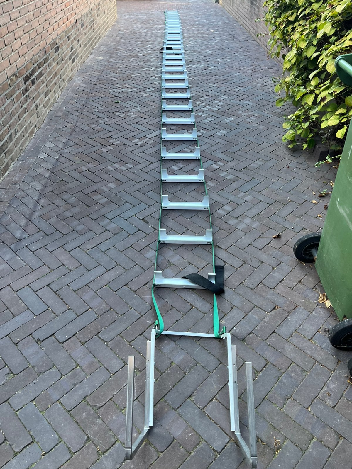 Aluminium vluchtladder, Ophalen, Zo goed als nieuw, Ladder, Opvouwbaar of Inschuifbaar