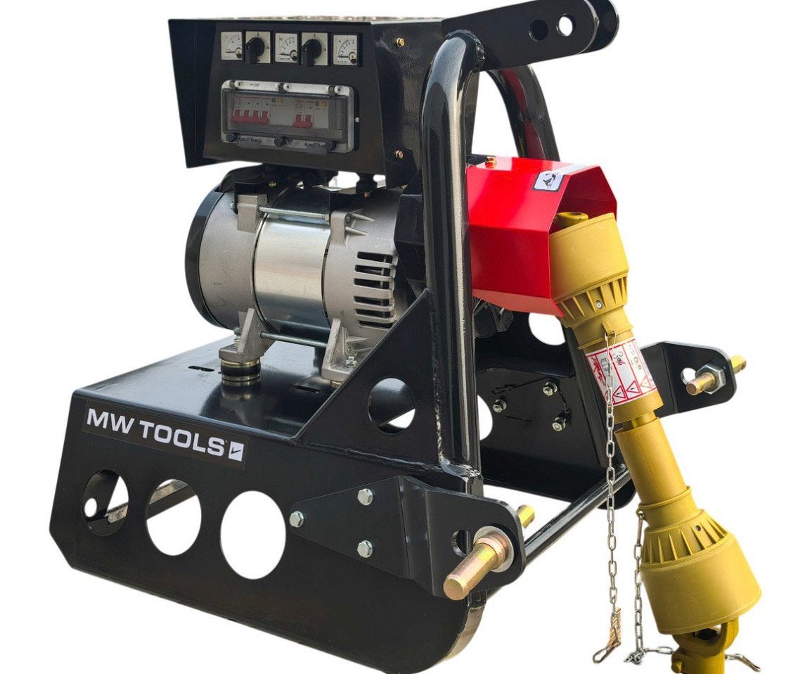 Tractorgenerator 12 kW / 15 kVA op 3x400V met aftakas, Ophalen, Nieuw