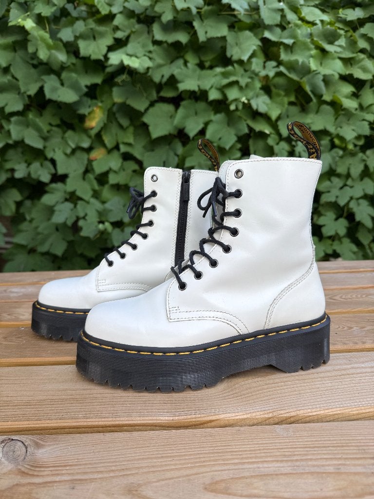 Dr Martens Jadon Platform Wit maat 41, Wit, Lage of Enkellaarzen, Ophalen of Verzenden, Dr. Martens