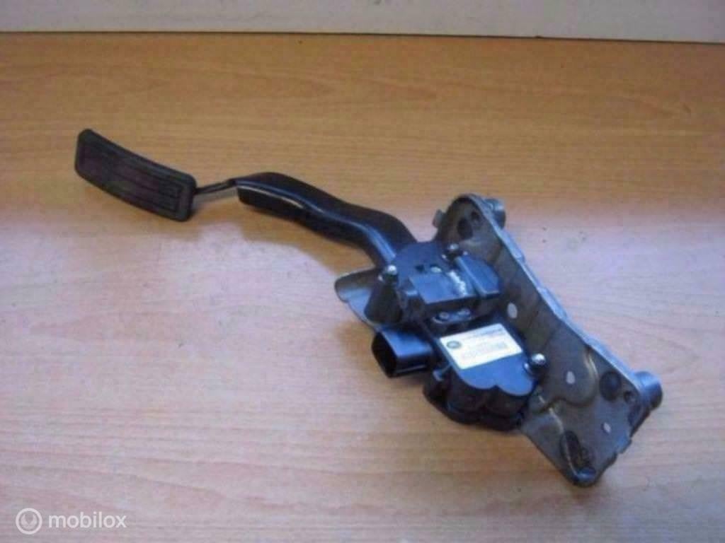 Gaspedaal Range Rover Sport Disco 3 SLC500021, Land Rover, Ophalen of Verzenden, Gebruikt, Land Rover