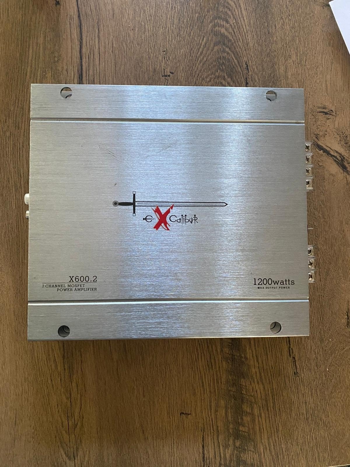 Excalibur X600.2 Versterker - Zo goed als nieuw, Ophalen of Verzenden, Zo goed als nieuw