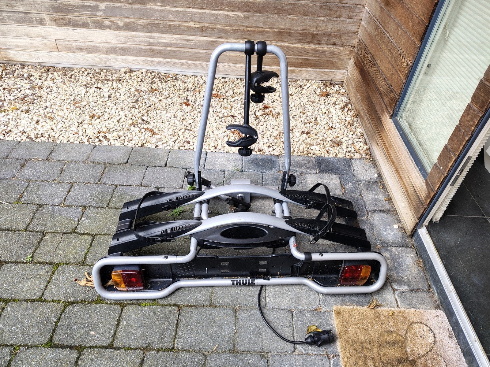 Thule fietsendrager voor 2 fietsen of 1 e-bike, Ophalen, Gebruikt, 2 fietsen, Trekhaakdrager