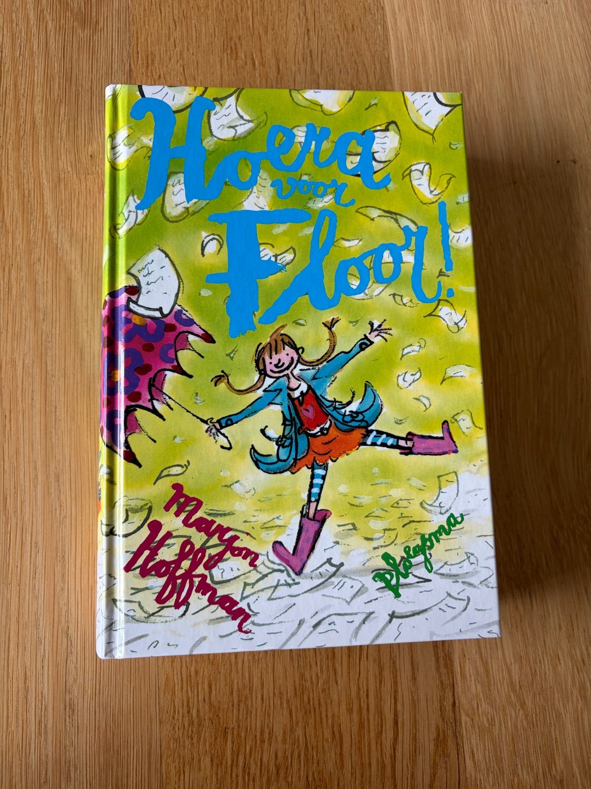 Hoera voor Floor! - Manon Sikkel (Kinderboek), Ophalen, Zo goed als nieuw, Fictie