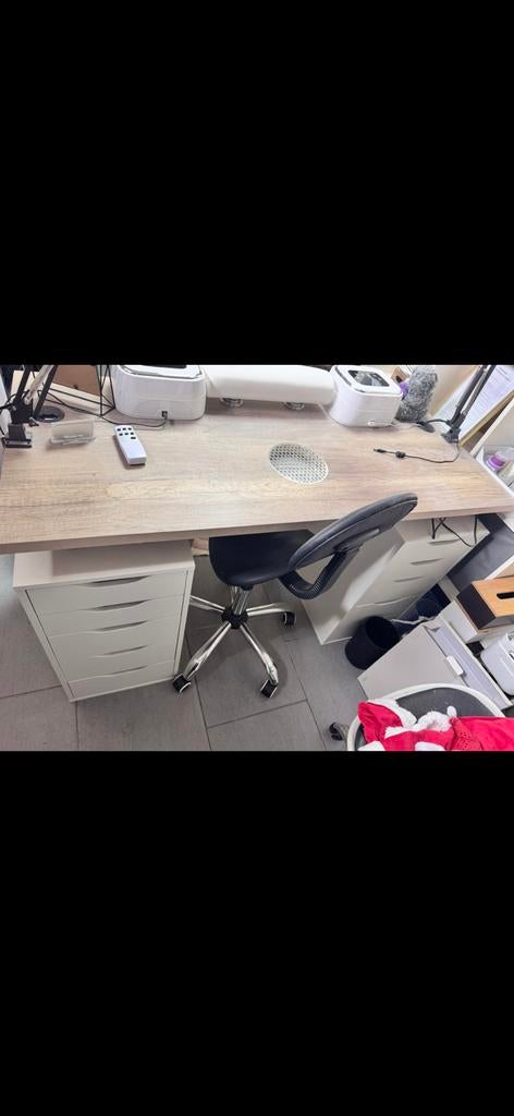 For Sale – Nail Styling Desk, Ophalen, Zo goed als nieuw