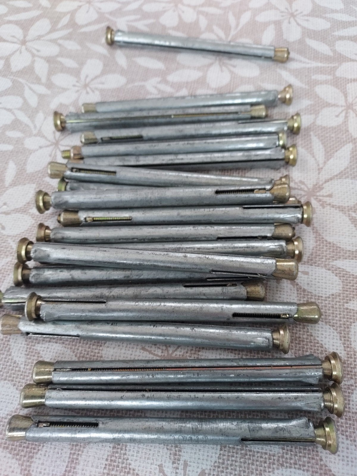 frameankers 20 stuks nieuw, Ophalen, Nieuw