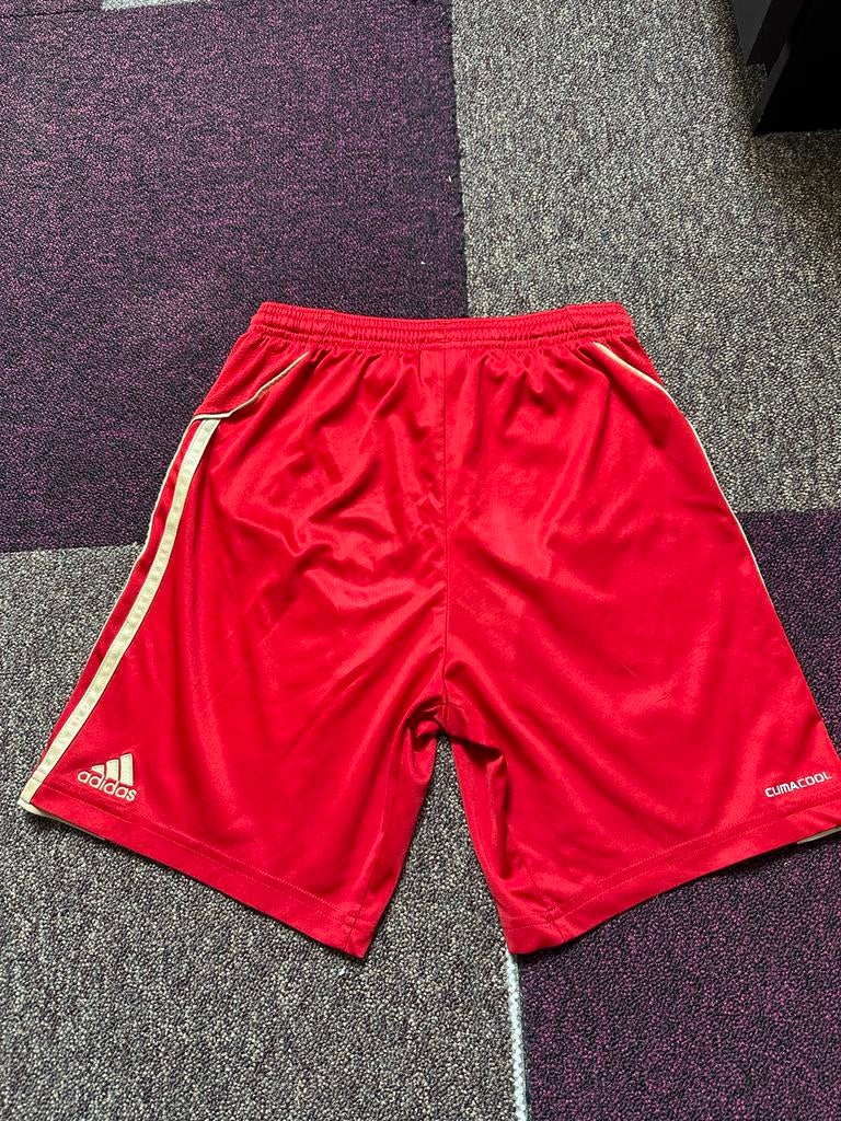 Adidas Bayern München Voetbalbroekje Rood Maat S, Maat S, Ophalen of Verzenden, Zo goed als nieuw, Broek