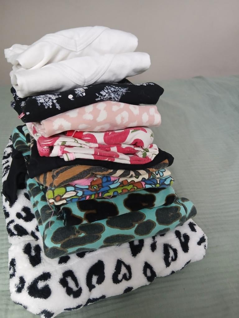 Pakket pyama's Claesens mt.104, Ophalen of Verzenden, Meisje, Nacht- of Onderkleding