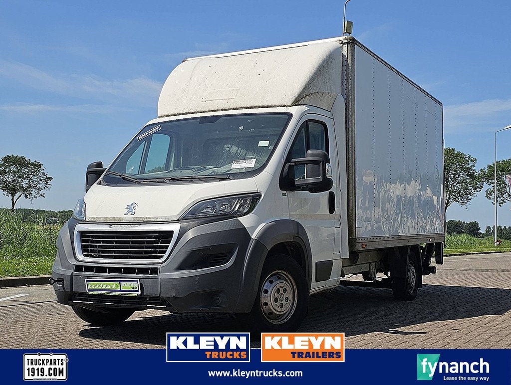 PEUGEOT BOXER 2.0 engine problem!, Auto diversen, Schadeauto's, Overige carrosserieën, Wit, Peugeot, Handgeschakeld