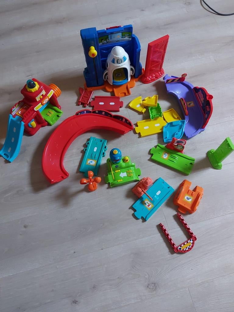 VTech Toet Toet Auto's speelset (brandweer en ruimte), Ophalen of Verzenden, Gebruikt, Jongen of Meisje