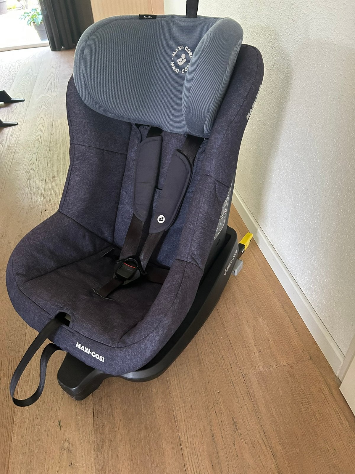 Maxi Cosi TobiFix Nomad blue, Kinderen en Baby's, Ophalen, Gebruikt, 9 t/m 18 kg, Isofix