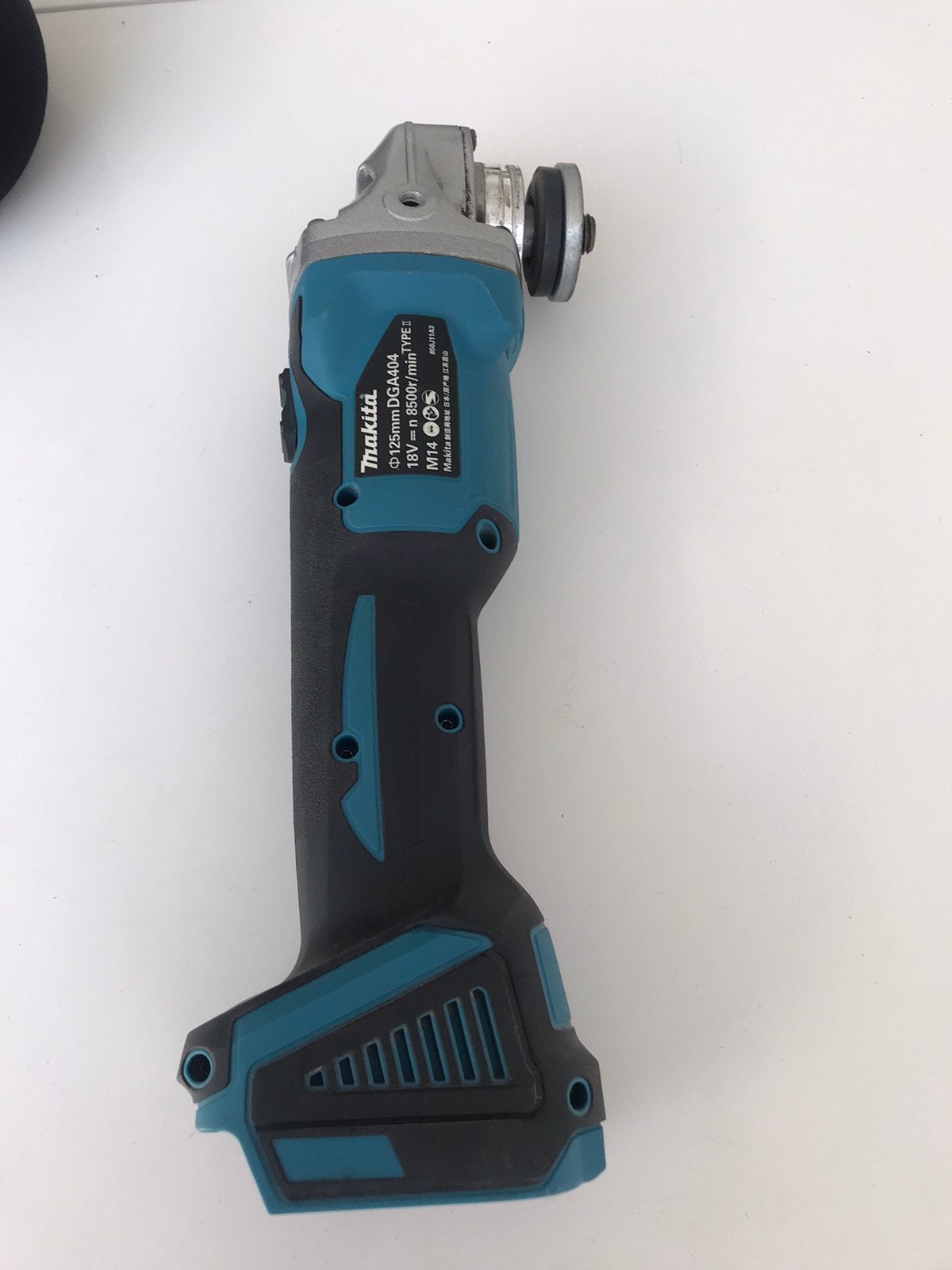 Makita DGA404 18 volt flex grinder niet in orde denk ik, Ophalen, Zo goed als nieuw, Minder dan 700 watt, Haakse handslijpmachine