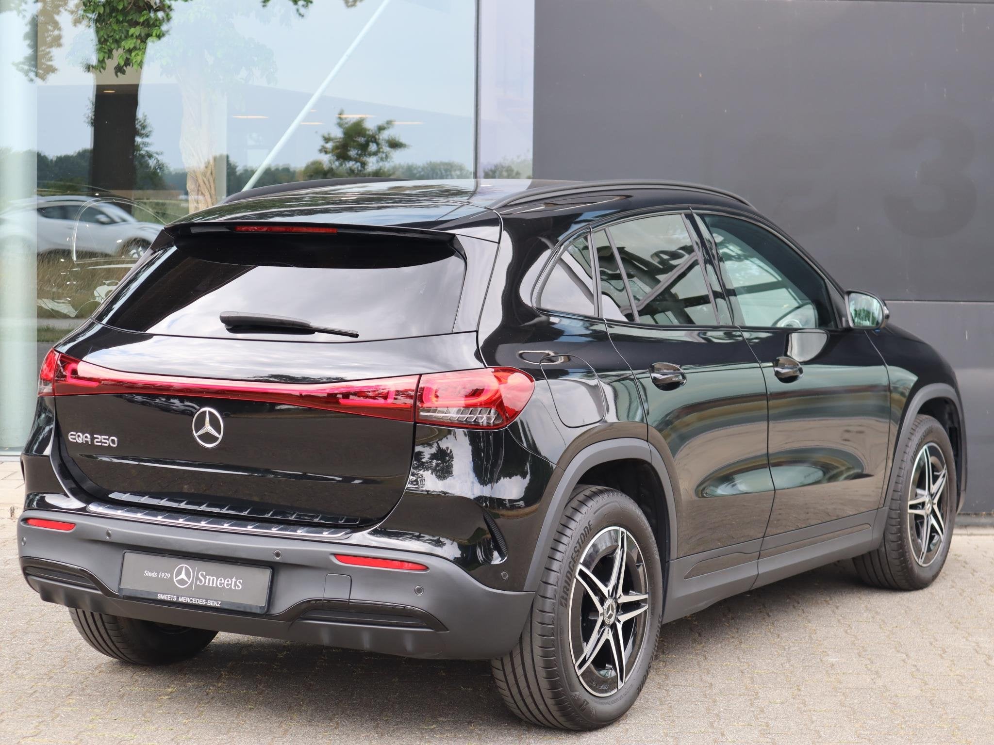 Mercedes-Benz EQA 250 AMG Line 67 kWh l Stoelverwarming l Am, 1940 kg, Stof, Gebruikt, 190 pk