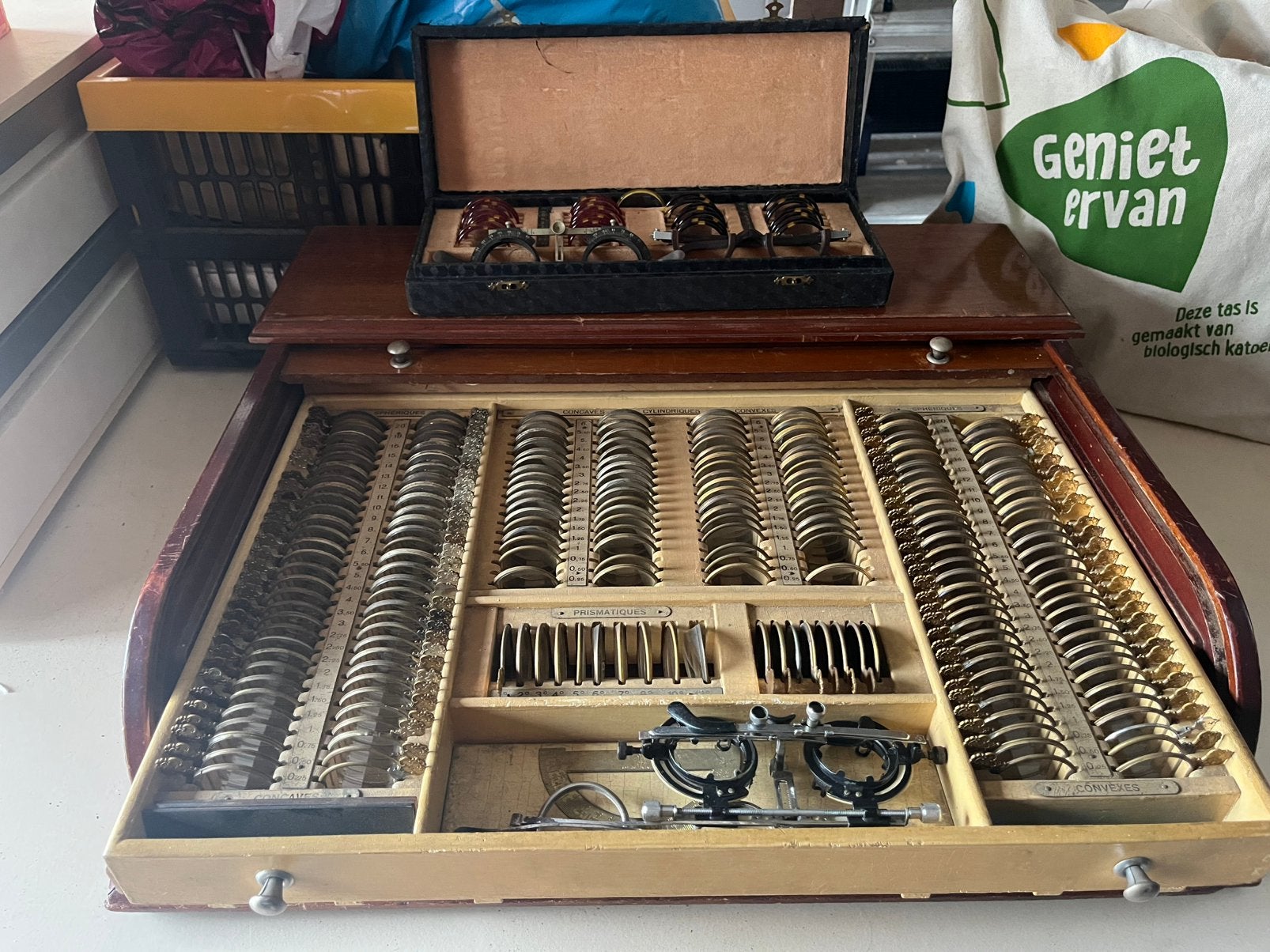 Antieke Opticien Pasbril Set met Houten Kist, Ophalen