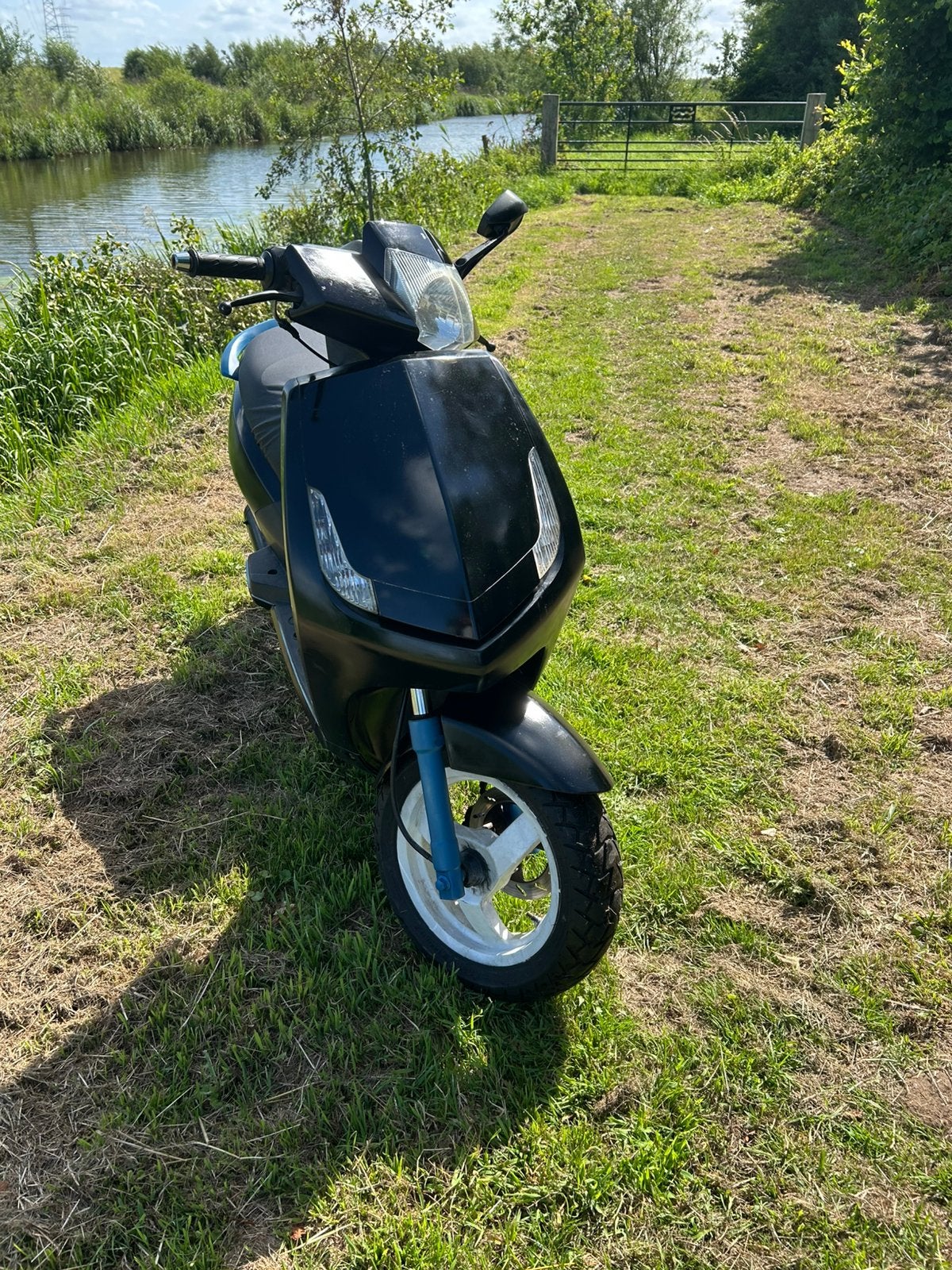 Vivacity teruil of koop!, Ophalen, Zo goed als nieuw, Benzine, Vivacity