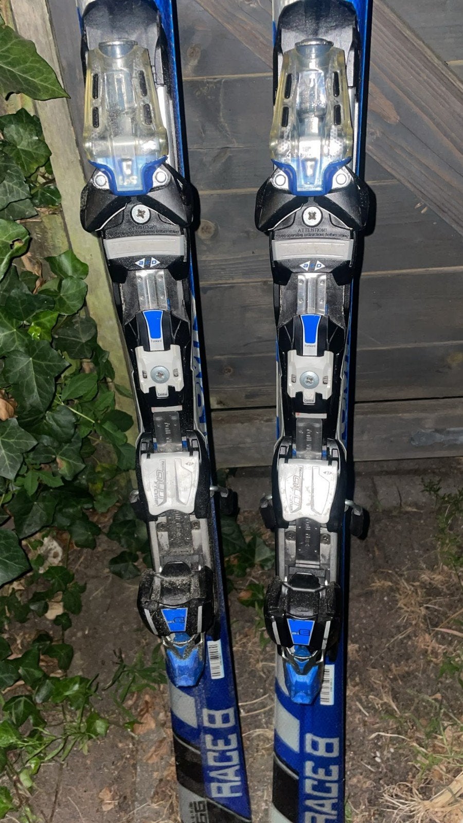 Atomic Race 8 Ski's 166 cm - Zo goed als nieuw, Sport en Fitness, Skiën en Langlaufen, 160 tot 180 cm, Ophalen of Verzenden, Zo goed als nieuw