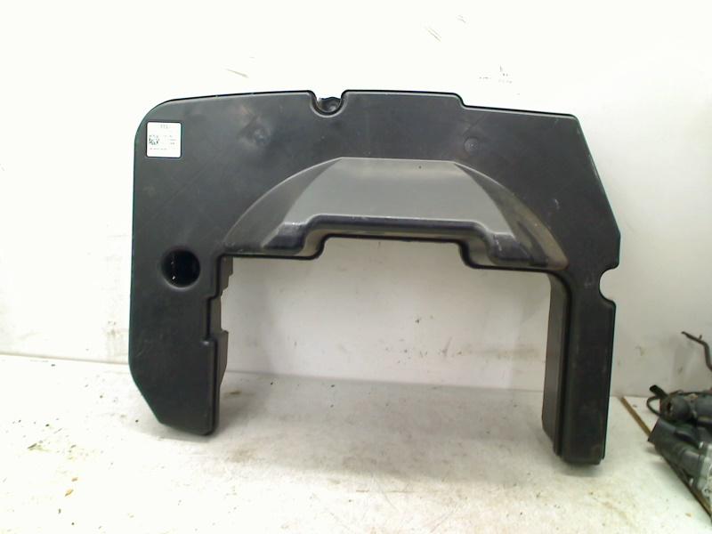Subwoofer Audi A4 Avant (B8) (2012-02/2015-12) 8K9035382B, Gebruikt, Auto-Union-Straße  1, Ingolstadt 85057, , Duitsland, Info@audi.de