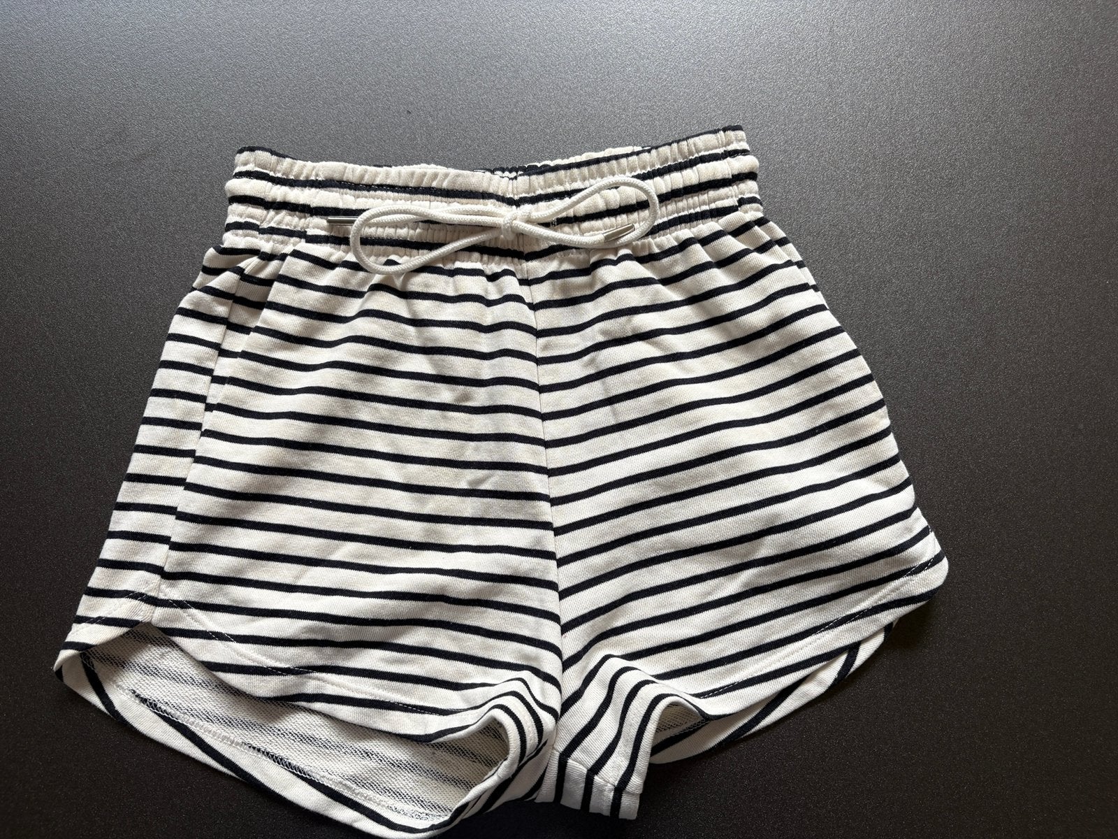 H&M dames korte broek maat XS, Kort, Meerkleurig, Nieuw, Ophalen of Verzenden