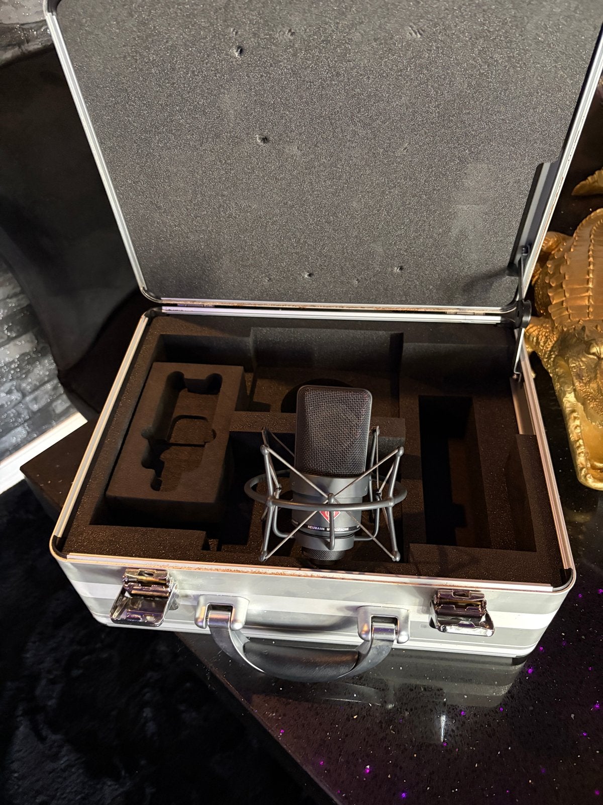 Neumann TLM 103 Studiomicrofoon met koffer, Neumann, Gebruikt, Ophalen of Verzenden, Studiomicrofoon