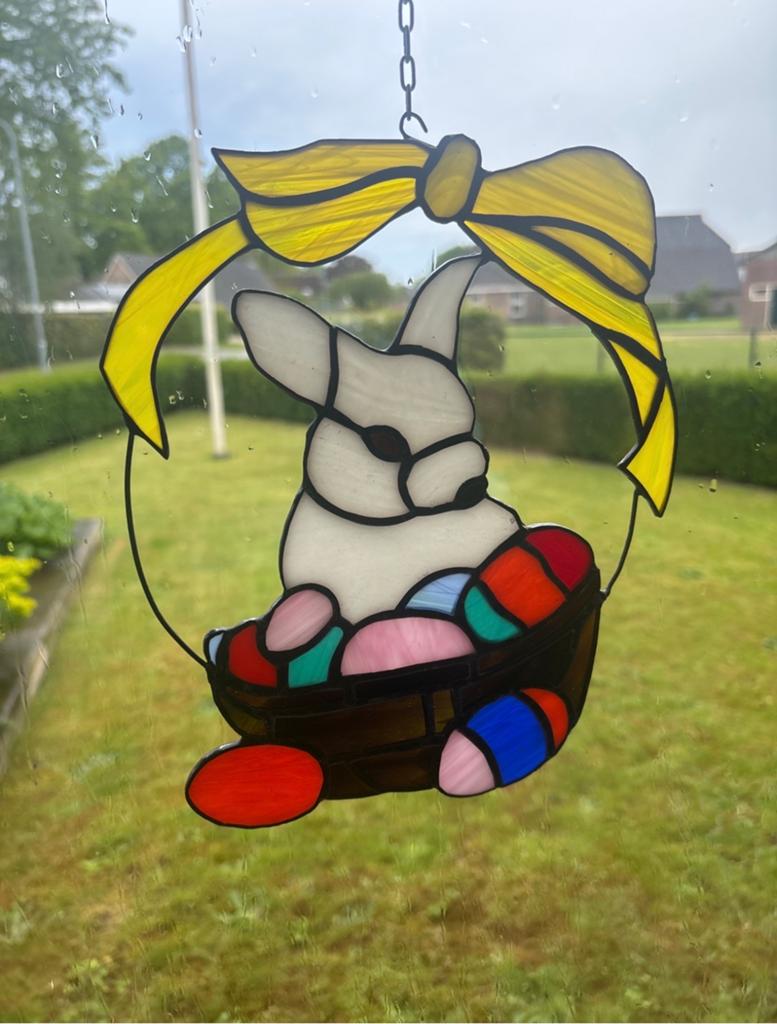 Tiffany Paashaas Raamhanger - Handgemaakt Glas in Lood, Ophalen, Meerkleurig, Overige stijlen, Zo goed als nieuw