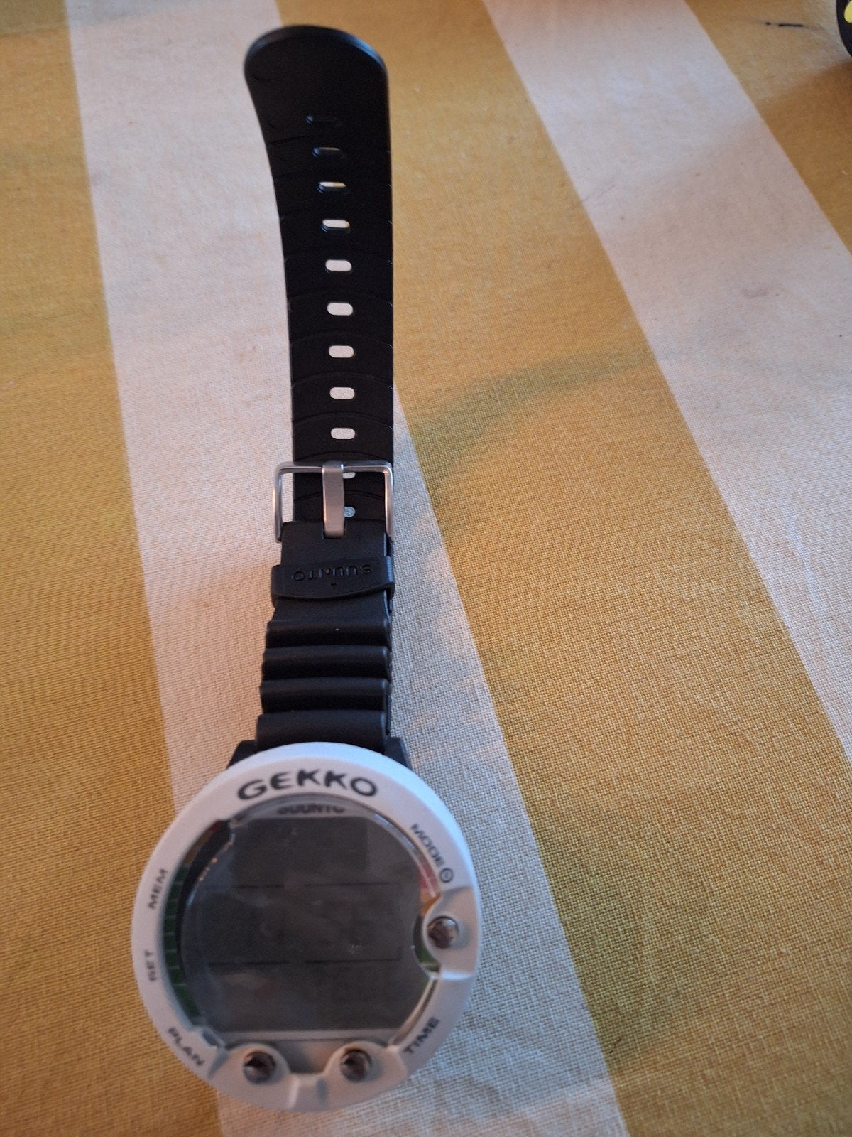 Suunto Gekko Duikcomputer - Wit met Zwart Bandje, Ophalen of Verzenden, Gebruikt