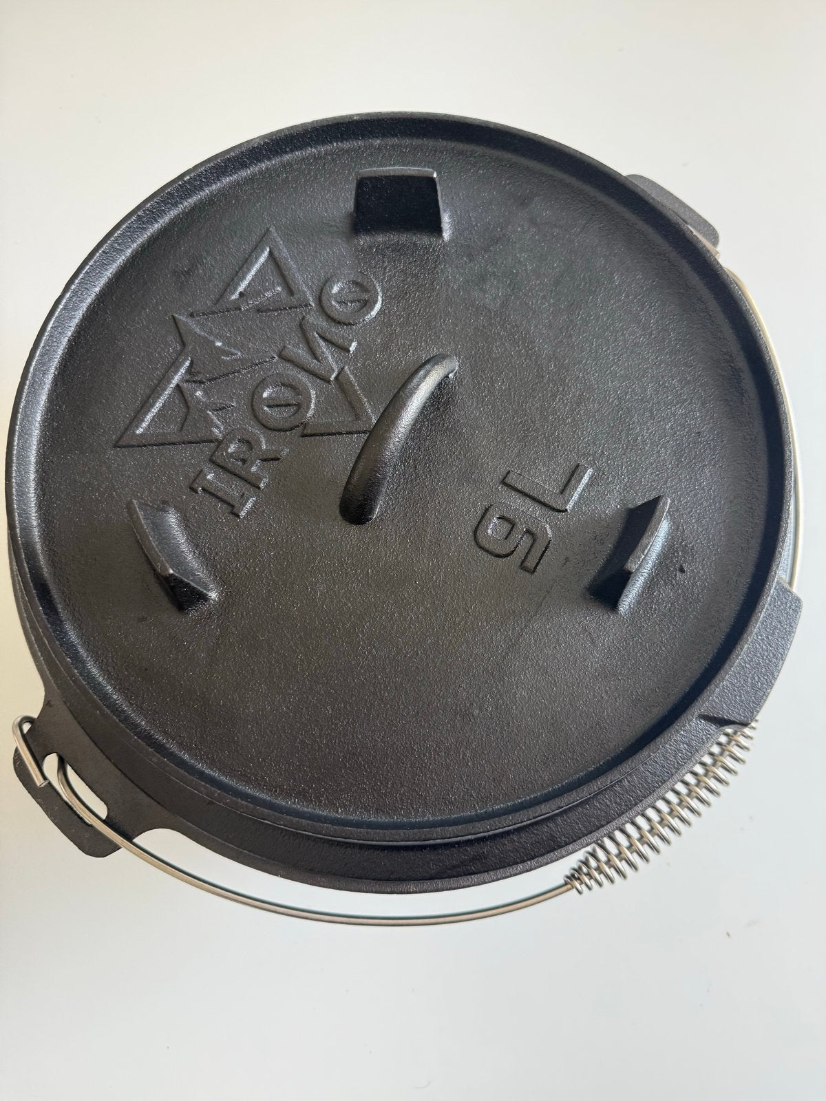 Nieuwe Irono Gietijzeren Pan 9L - Ideaal voor Buiten Koken, Ophalen, Gietijzer, Met deksel, Nieuw