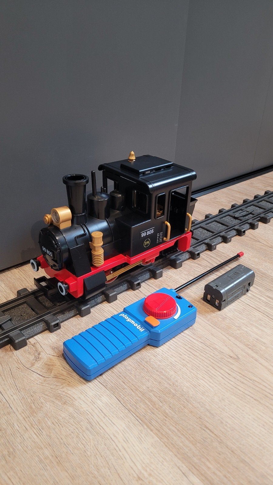 Playmobil 4017 4019 4021 rc trein wagon

batterijhouder Igb, Complete set, Voertuig, Ophalen of Verzenden, Zo goed als nieuw