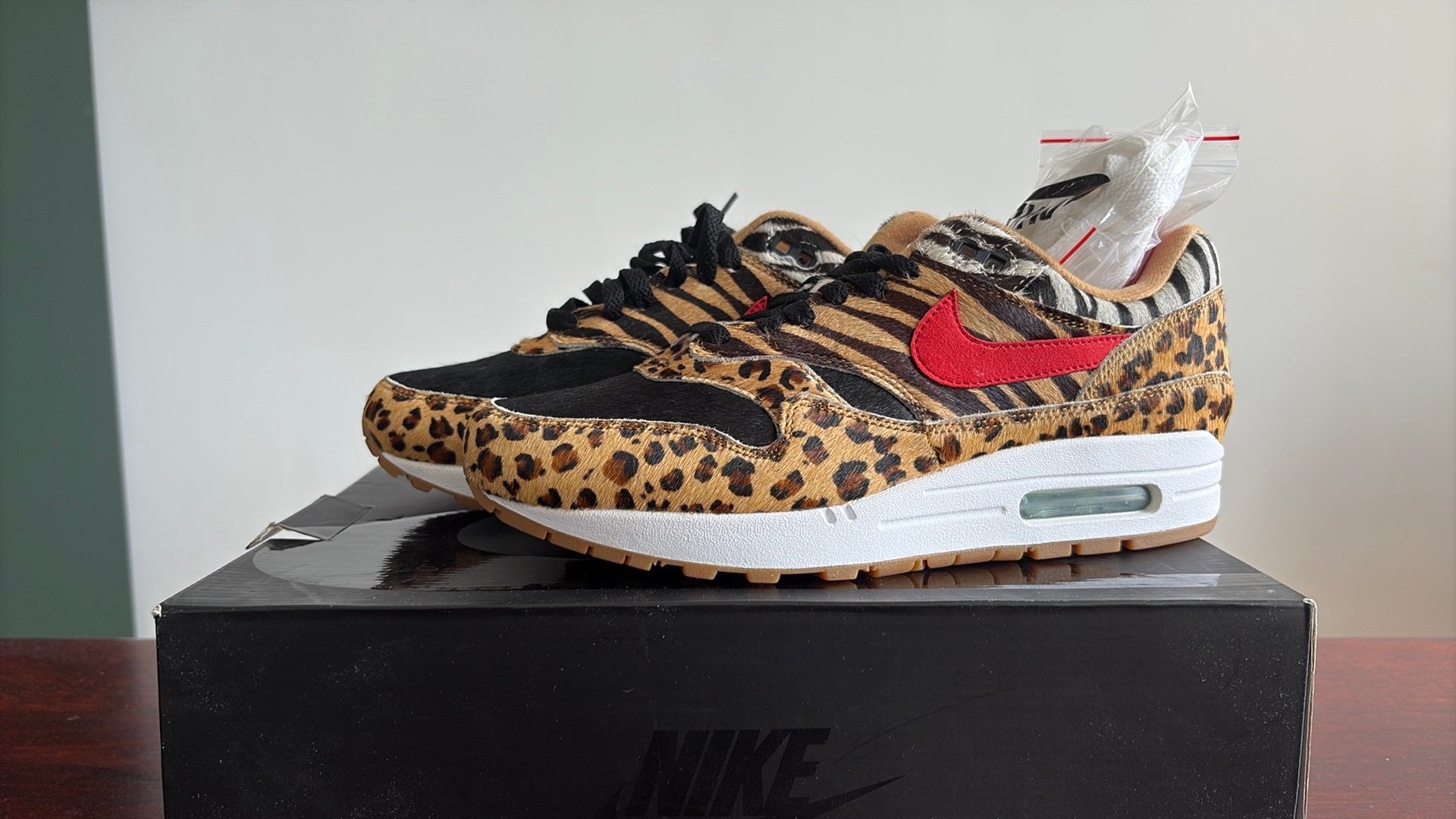 Nike Air Max 1 Animal 2.0 41 Nieuw (DS) OG Box!, Overige kleuren, Nike, Nieuw, Ophalen of Verzenden
